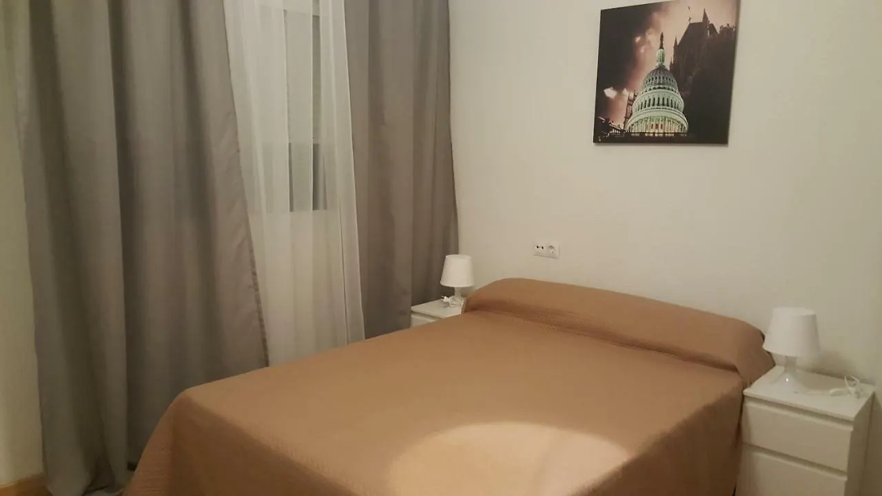 Pension Yna Holiday Malaga