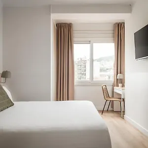 Bypillow Erba 2*, Girona Spagna