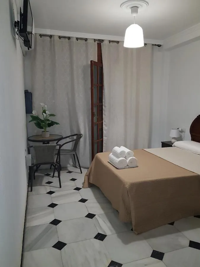 Pension Yna Holiday Málaga 0*,
