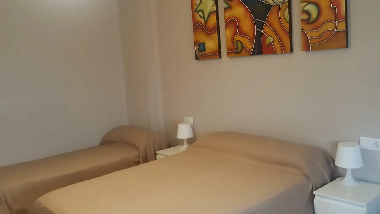 Pension Yna Holiday Málaga Maison d'hôtes